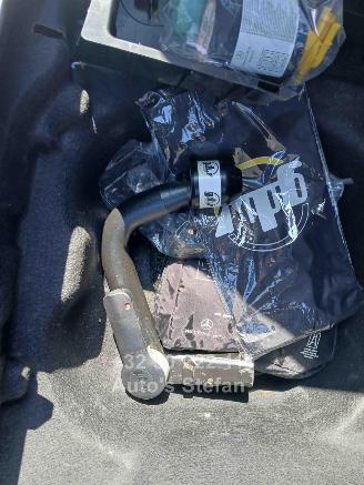 Mercedes C-klasse 200 D picture 12