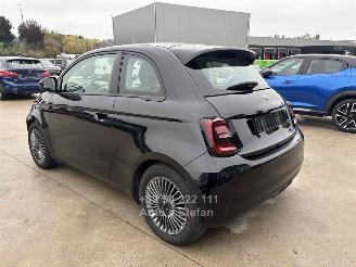 Fiat 500 E BEV picture 4