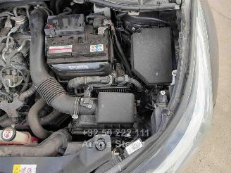 Toyota C-HR C-BUSINESS PLUS picture 14