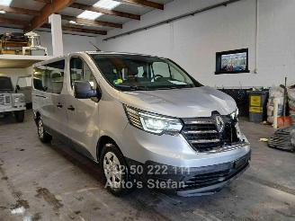 uszkodzony samochody osobowe Renault Trafic ZEN 2024/3