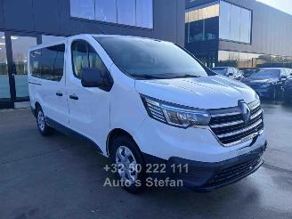 skadebil auto Renault Trafic ZEN 2023/3