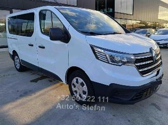 skadebil auto Renault Trafic ZEN 2023/3