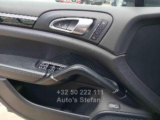 Porsche Cayenne S E-HYBRID picture 12