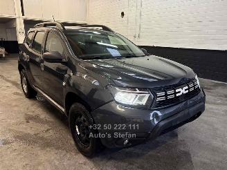 uszkodzony samochody osobowe Dacia Duster ESSENTIAL 2024/2