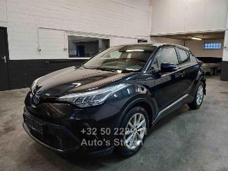Toyota C-HR  picture 3