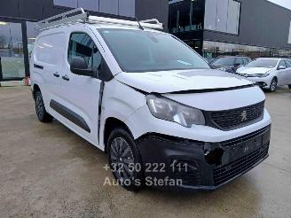 Voiture accidenté Peugeot Partner PREMIUM 2023/9