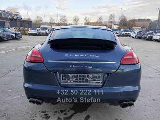 Porsche Panamera 4S picture 5