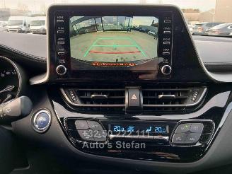 Toyota C-HR  picture 12