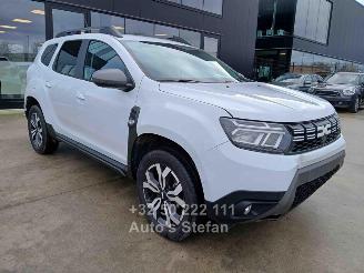 krockskadad bil auto Dacia Duster JOURNEY 2024/3