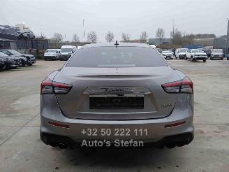 Maserati Ghibli GRANSPORT picture 5