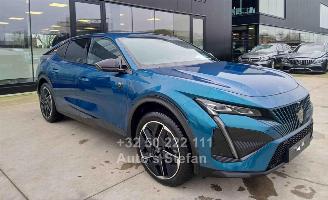 krockskadad bil auto Peugeot 408  2024/1