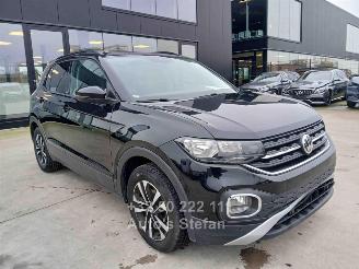 damaged passenger cars Volkswagen T-Cross UNITED 2020/3