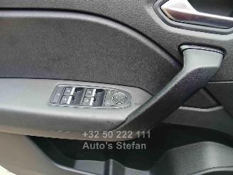 Renault Captur EVOLUTION picture 11