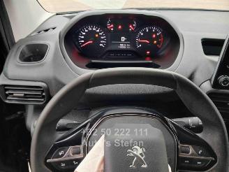 Peugeot Partner PREMIUM picture 14