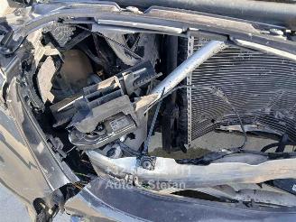 BMW X4 XDRIVE20I picture 24