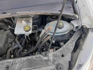 Nissan Interstar TEKNA picture 17