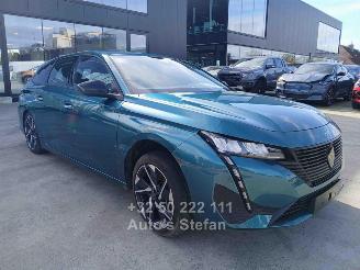 Vaurioauto  passenger cars Peugeot 308 ACTIVE 2024/10