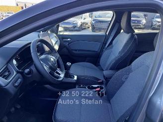 Renault Captur TECHNO picture 9