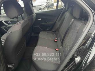 Peugeot 2008 STYLE picture 14