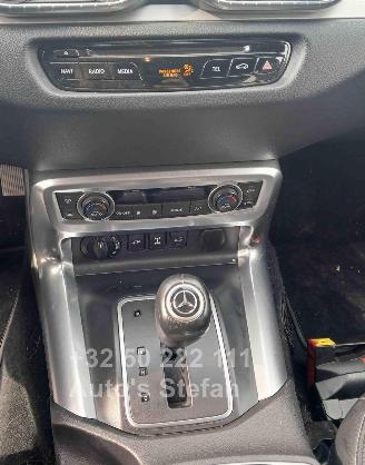 Mercedes X 350 4-MATIC picture 15