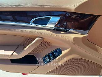 Porsche Panamera 4S picture 13
