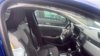 Renault Clio E-TECH HYBRIDE picture 2