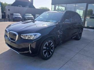 BMW iX3  picture 2