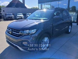 Volkswagen T-Cross LIFE picture 3