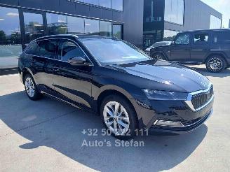 skadebil auto Skoda Octavia STYLE 2024/3