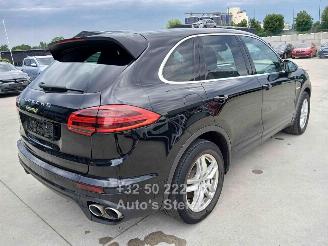 Porsche Cayenne S E-HYBRID picture 4