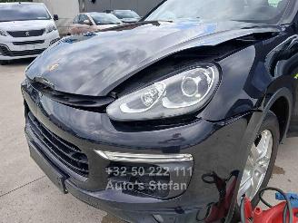 Porsche Cayenne S E-HYBRID picture 24