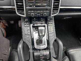 Porsche Cayenne S E-HYBRID picture 23