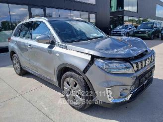 krockskadad bil auto Suzuki Vitara  2024/7