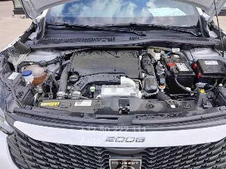 Peugeot 2008 STYLE picture 30
