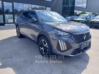 krockskadad bil auto Peugeot 2008 ALLURE 2025/11