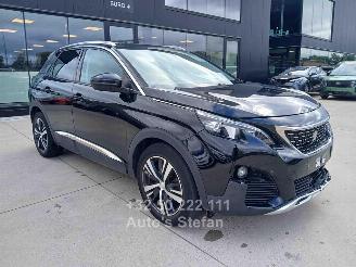 Schadeauto Peugeot 3008 ALLURE 2019/2