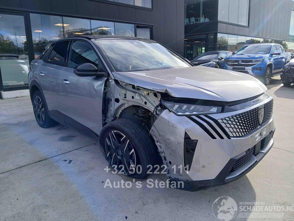 Peugeot 3008 HYBRID 136 GT