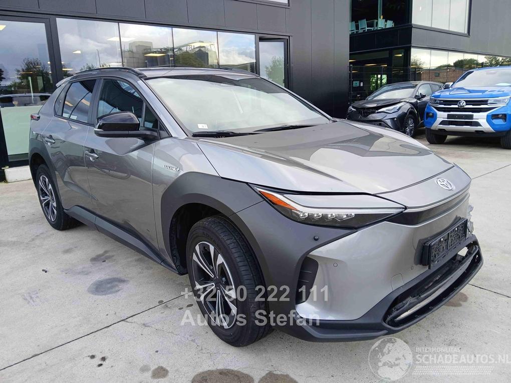 Toyota bZ4X 