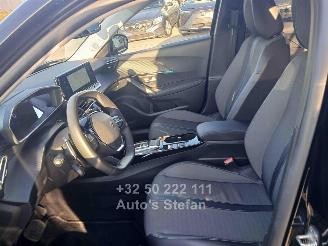 Peugeot 2008 ALLURE picture 17
