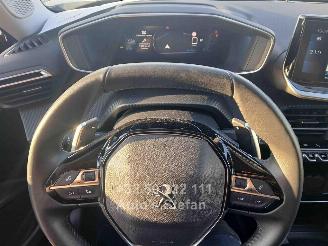 Peugeot 2008 ALLURE picture 9