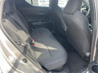 Toyota C-HR 1.8 Hybrid E-CVT Busine picture 14