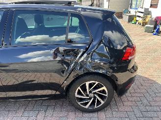 Volkswagen Golf 1.0 DSG - PANODACH - JOIN picture 9
