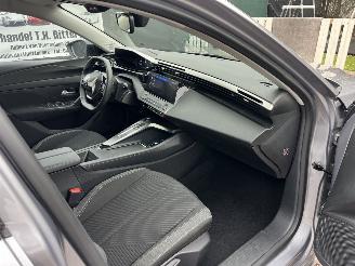 Peugeot 308 308 PureTech 130 EAT8 picture 13