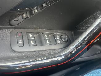 Peugeot 208 BENZINE - AUTOMATIC picture 29