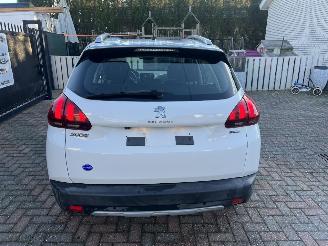 skadebil auto Peugeot 2008 1,2 BENZINE 110,PS AUTOMATIK 2017/5
