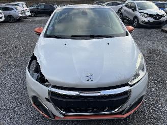 Peugeot 208 ROLAND - GARROS AUTOMATIC picture 10