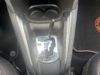 Peugeot 208 ROLAND - GARROS AUTOMATIC picture 25