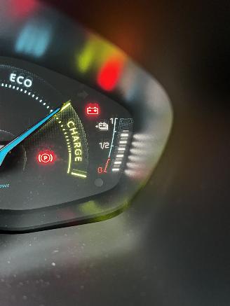 Peugeot 208 ELEKTRO  -- KLIMATRONIK picture 23