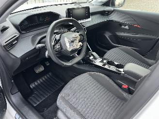 Peugeot 208 ELEKTRO - NAVIGATION - KLIMATRONIK picture 16