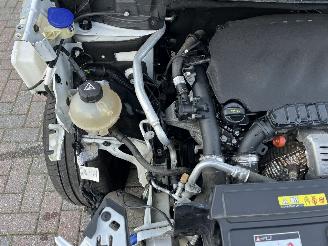 Peugeot 3008 1,2 BENZINE 131,PS  AUTOMATIC picture 9